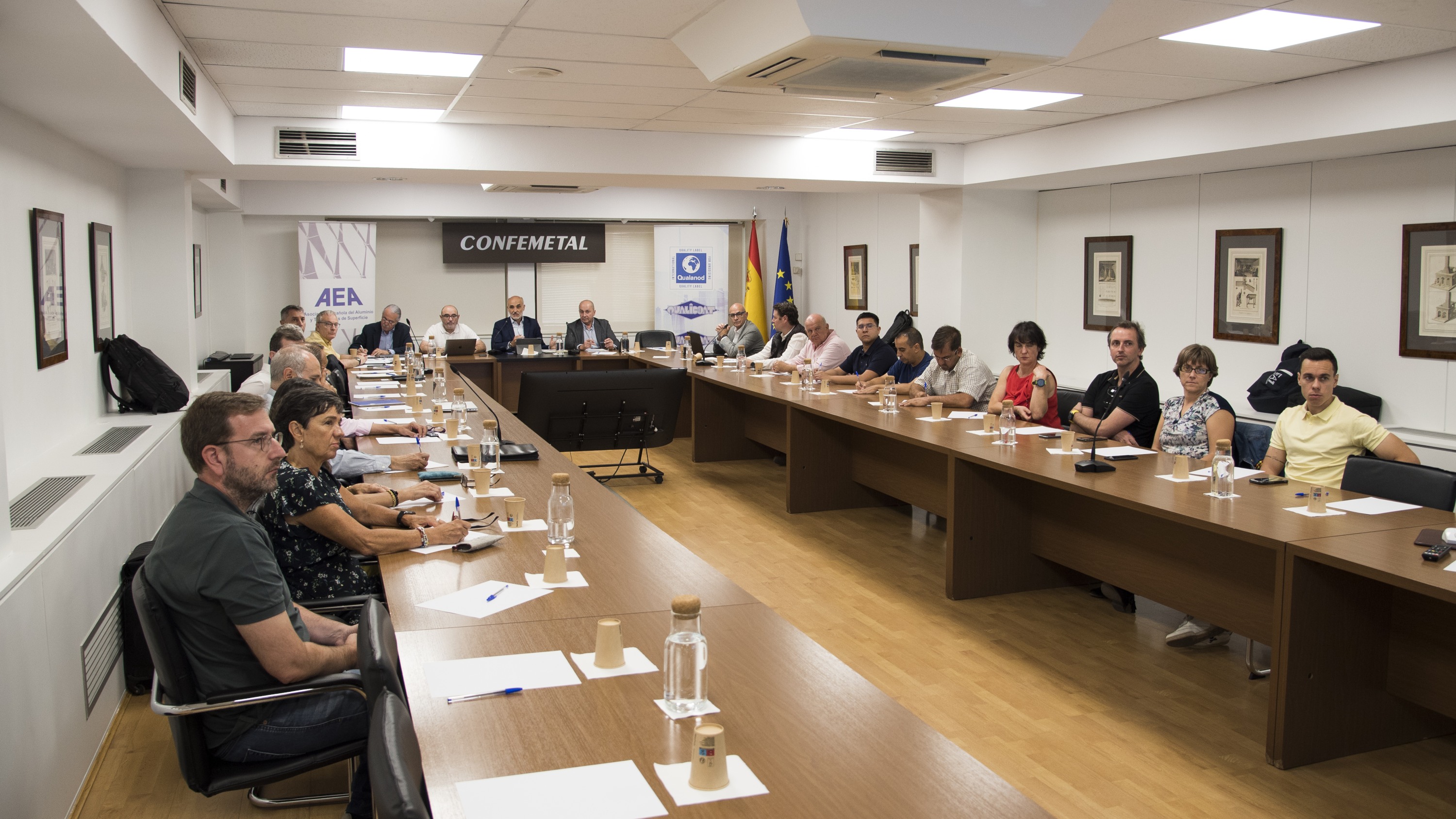 (Imagen de la XI Jornada Técnica de Actualización de Conocimientos para los responsables de calidad de las empresas licenciatarias de las Marcas QUALANOD, QUALICOAT, QUALIDECO y QUALISTEELCOAT organizada por AEA. Foto AEA©)